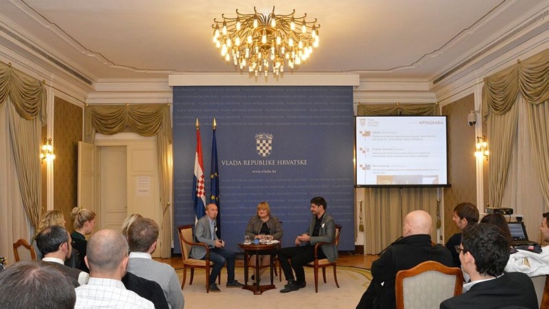 Ministrica Mrak Taritaš na #VladaUP-u: Do kraja 2016. godine svi bespravno izgrađeni objekti bit će legalizirani 